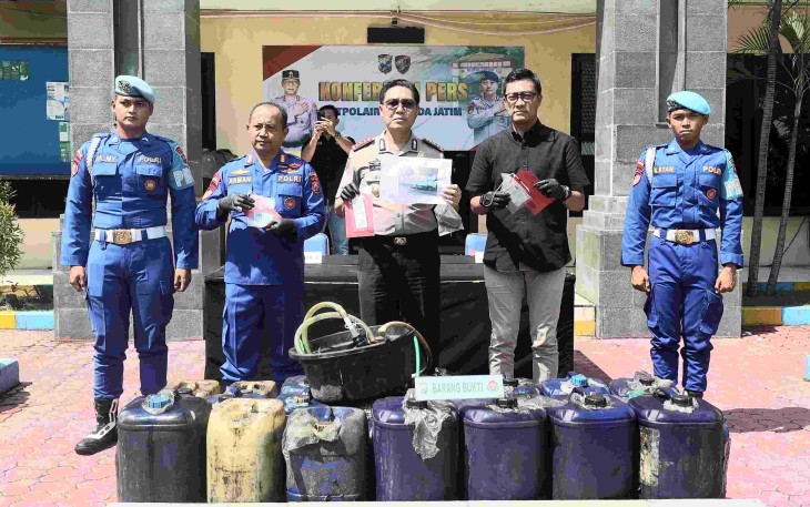 Kabid Humas Polda Jatim Kombes Pol Jules Abraham Abast