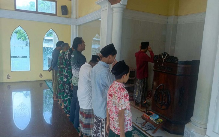 Sholat asar berjamaah