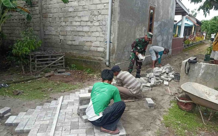 Pemasangan paving block