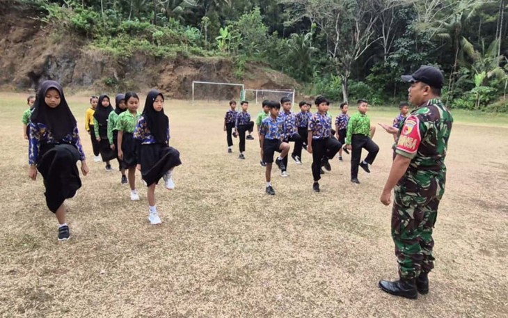 Latih PBB siswa SDN 1 Nglebo wilayah binaan