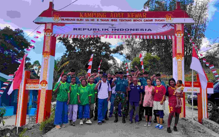 Gapura kemerdekaan di perbatasan