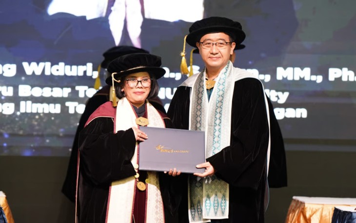Di Era AI, Siapa Penjaga Integritas Audit? Ini Jawaban Prof. Rindang Widuri dalam Pengukuhan Guru Besar BINUS University