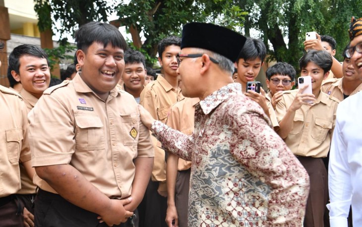 Wakil Menteri Pendidikan Dasar dan Menengah (Wamendikdasmen), Atip Latipulhayat