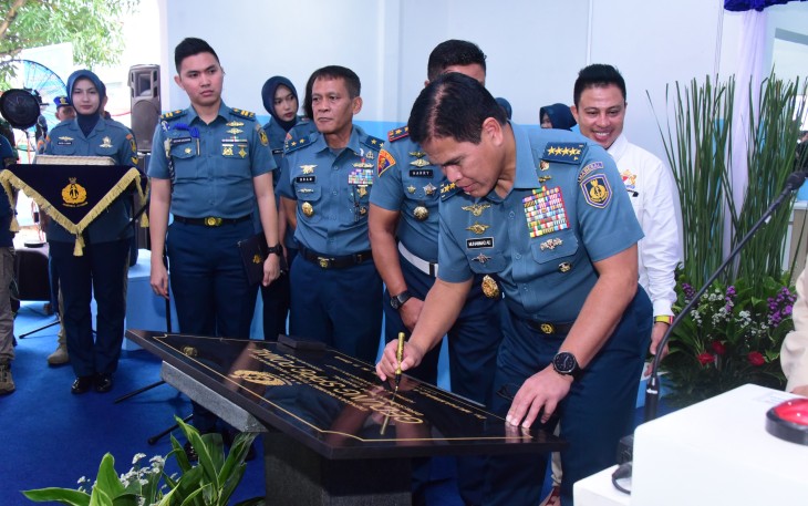 Kepala Staf Angkatan Laut (Kasal) Laksamana TNI Dr. Muhammad Ali meresmikan Gedung Satuan Pelayanan Pemenuhan Gizi (SPPG) Pusat Polisi Militer Angkatan Laut (Puspomal)
