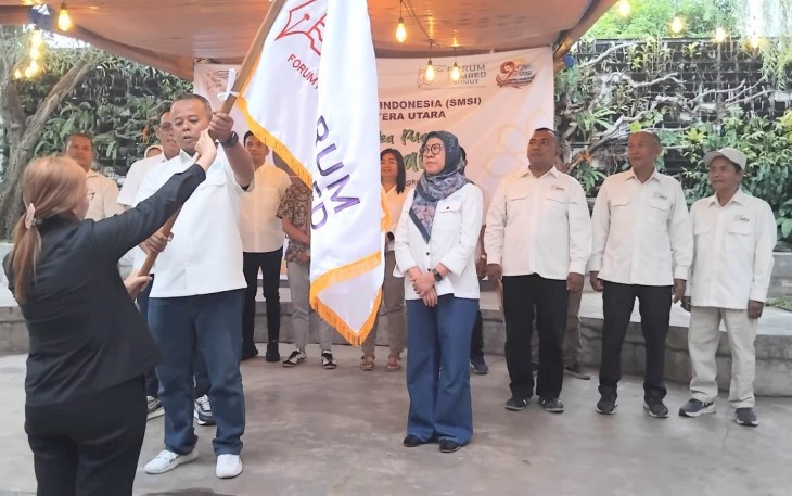 Pelantikan Forum Pemred SMSI Sumut