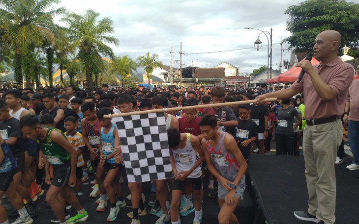 2.900 Pelari Ramaikan Jember 5K Fun Run