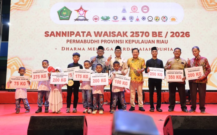 Wagub Nyanyang Hadiri Sannipata Waisak 2570 BE, Tegaskan Kepri Rumah Besar Kerukunan dan Toleransi