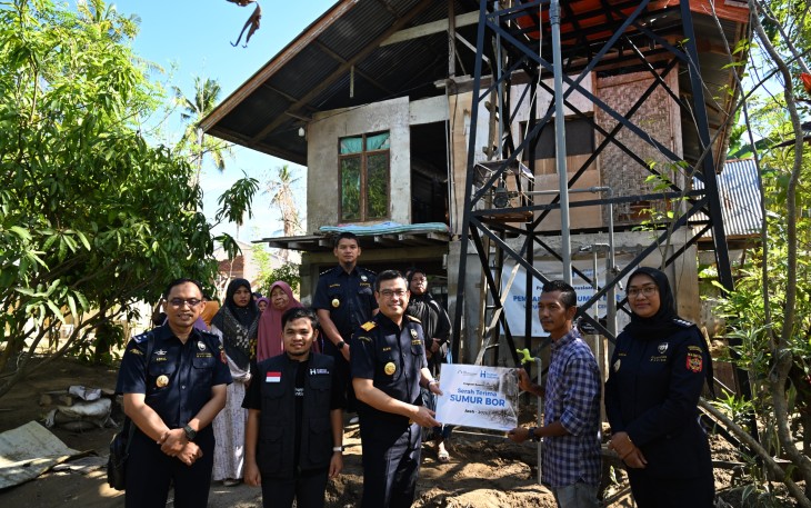 DKM Baitut Tamam Kanwil DJBC Aceh Resmikan dan Serahkan Wakaf Sumur Bor bagi Masyarakat Terdampak Banjir di Pidie Jaya dan Bireuen