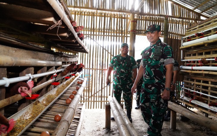 Pangdam I/BB Mayjen TNI Hendy Antariksa melaksanakan kunjungan kerja ke Yonif TP 906/SLG di Desa Binanga Boang, Kecamatan Salak, Kabupaten Pakpak Bharat, Kamis (2/7/2026)