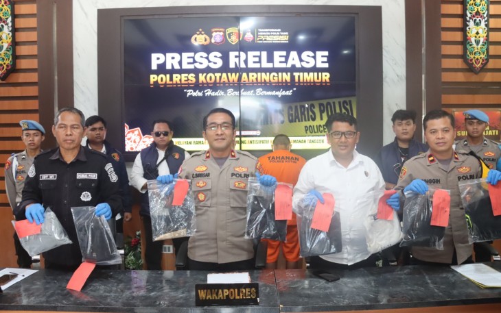 Polres Kotawaringin Timur menggelar konferensi pers terkait pengungkapan perkara dugaan pembunuhan