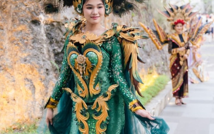 Bintan Resort Hadirkan Gelar parade 200 Kostum Tematik Spektakuler