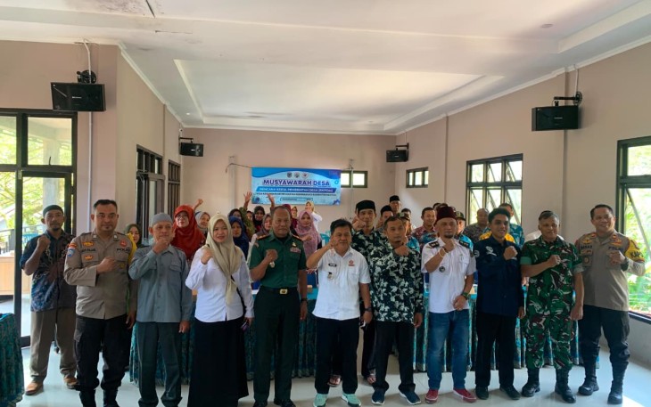 Danramil 0801/02 Kebonagung Hadiri Musyawarah Desa Dalam Penyusunan RKPDesa Karanganyar 