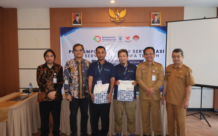 Menteri Perindustrian Agus Gumiwang Kartasasmita 