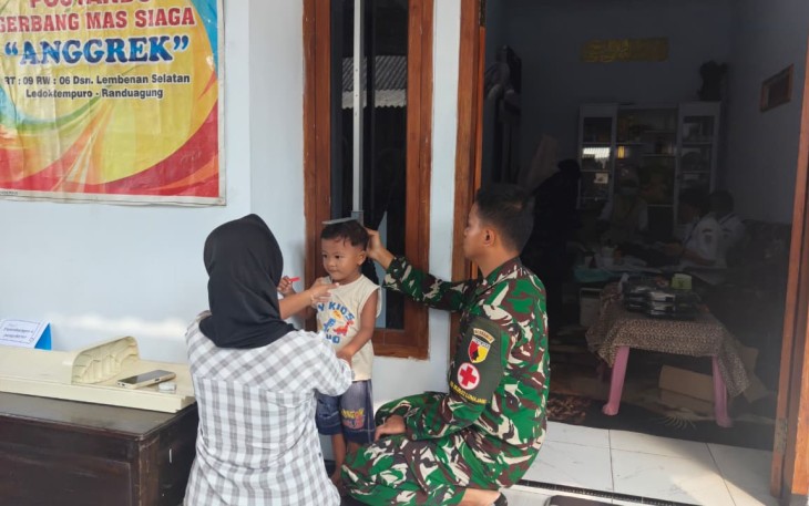Posyandu Kesehatan Ibu dan Anak di Lokasi TMMD