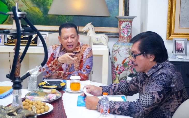 Anggota DPR RI Fraksi Partai Golkar sekaligus Ketua MPR RI ke-15 dan Pendiri Universitas Perwira Purbalingga (UNPERBA)/Ketua Dewan Pembina Yayasan Perguruan Karya Bhakti Purbalingga Jawa Tengah Bamsoet 