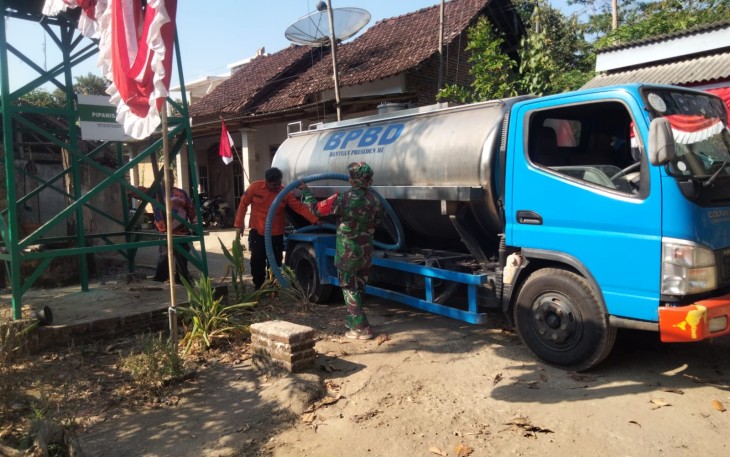 6.000 Liter Air Bersih Disalurkan untuk Warga Prambon
