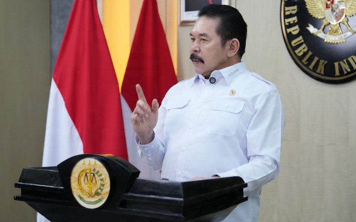 Jaksa Agung Republik Indonesia ST Burhanuddin resmi membuka penyelenggaraan Rapat Evaluasi Capaian Kinerja Semester I Kejaksaan Republik Indonesia Tahun 2026