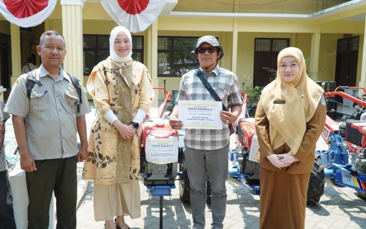 11 Kelompok Tani Tuban Terima Bantuan Alsintan Hany Doronh Mekanisasi dan Ketahanan Pangan