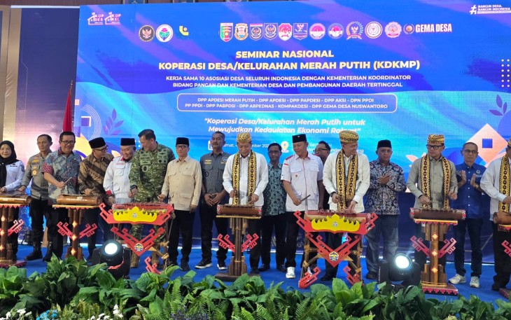 Menteri Desa dan Pembangunan Daerah Tertinggal (Mendes PDT) Yandri Susanto membuka Seminar Nasional Koperasi Desa/Kelurahan Merah Putih (KDKMP) di Provinsi, Jumat (4/9/2026) petang
