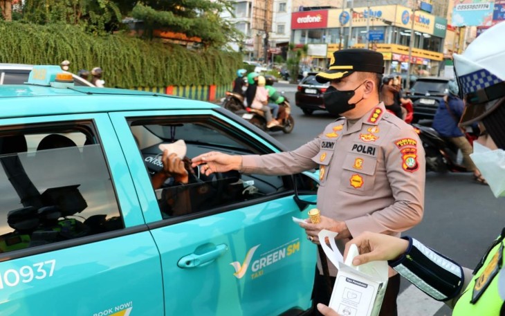 Kapolres Metro Depok Kombes Pol. Dr. Christian Rony Putra