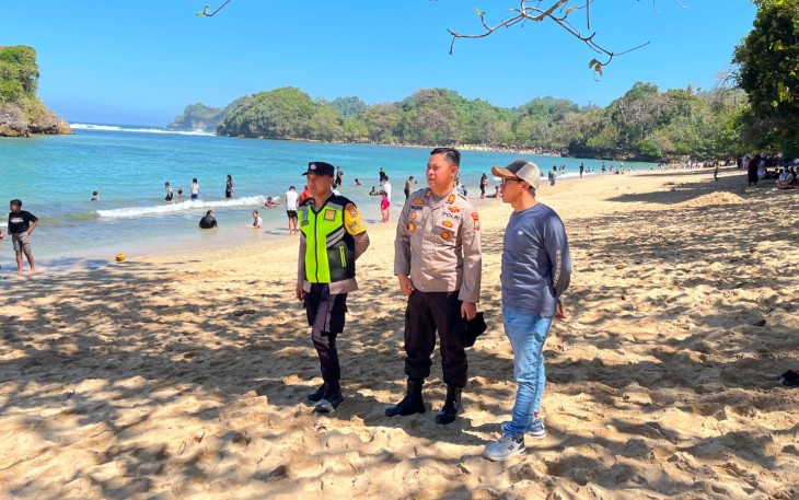 Polres Malang Perketat Patroli di Pantai Balekambang Antisipasi Kecelakaan Laut