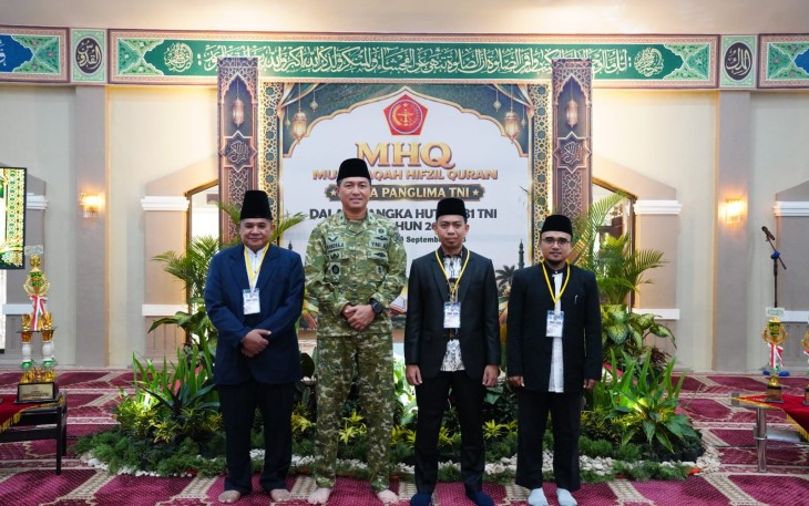 Kepala Pusat Pembinaan Mental (Kapusbintal) TNI Brigadir Jenderal TNI Chandra Adibrata membuka Lomba Musabaqah Hifzil Quran (MHQ) Piala Panglima TNI yang diikuti 43 peserta dari unsur TNI dan masyarakat umum