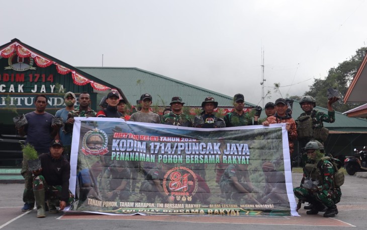Sambut HUT Ke-81 TNI Tahun 2026, Kodim 1714/Puncak Jaya Bersama Rakyat Menanam Pohon Demi Masa Depan Baik