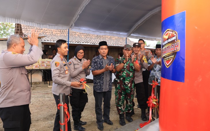 Polres Ngawi Bangun Sumur Bor Presisi dan Bagikan Bansos di Kasreman