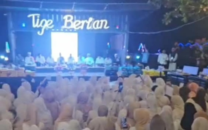 Tiga Berlian Bersholawat, Di Banjiri Ribuan Umat Manusia 