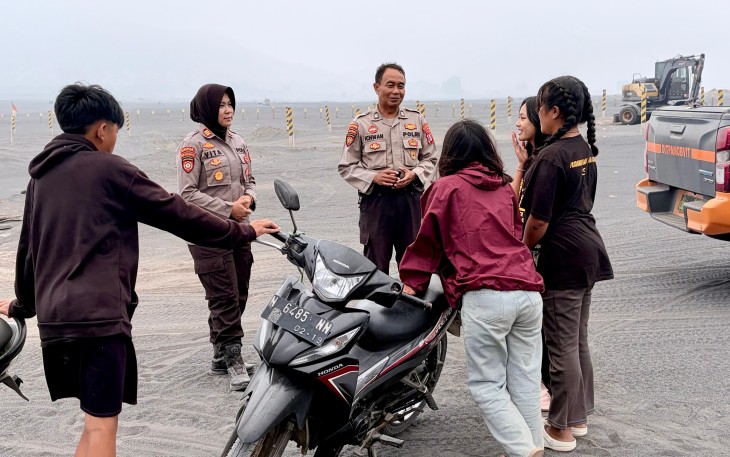 Polres Probolinggo Imbau Wisatawan Patuhi Penutupan Kawasan TNBTS Akibat Karhutla di Bromo