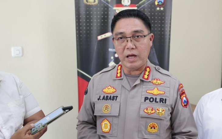 Kabid Humas Polda Jatim Kombes Pol Jules Abraham Abast
