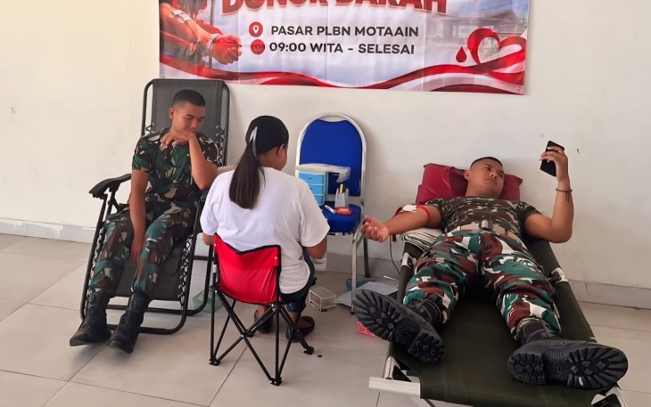 Aksi Kemanusiaan Yonarmed 12 Kostrad, Donor Darah Pererat Kebersamaan di PLBN Motaain