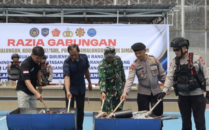 Gandeng Pasukan Brimob, TNI, Polri dan BNN, Lapas Narkotika Pematang Siantar Gelar Razia dan Tes Urine, Hasilnya Negatif HP dan Narkoba