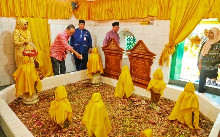 Jelang Groundbreaking Museum Bahasa, Gubernur Ansar Ziarah ke Makam Raja Ali Haji