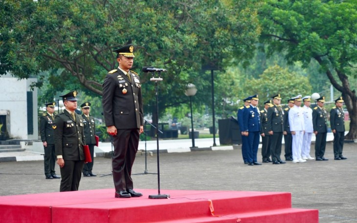 Mabes TNI menggelar upacara peringatan Hari Kesaktian Pancasila Tahun 2026 yang dipimpin Pa Sahli Tk. III Bid. Komsos Panglima TNI Mayjen TNI Putranto Gatot Sri Handoyo, S.Sos., M.M., 