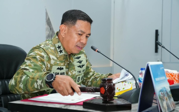 Asisten Personel (Aspers) Panglima TNI Marsda TNI Djohn Amarul, S.A.B., M.A. memimpin Sidang Pantukhir Tahap II Penerimaan Perwira PSDP Penerbang TNI Tahun Anggaran 2026