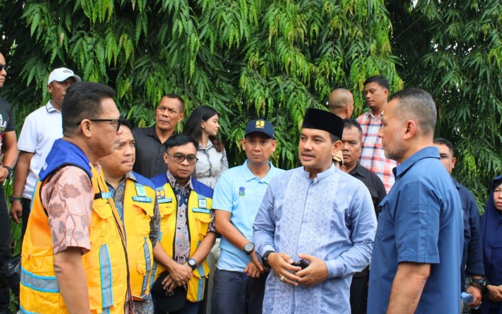 Wali Kota Tebing Tinggi, H. Iman Irdian Saragih, mendampingi kunjungan kerja Anggota Komisi V DPR RI, Musa Rajekshah, serta Kepala Balai Besar Wilayah Sungai (BBWS) Sumatera II