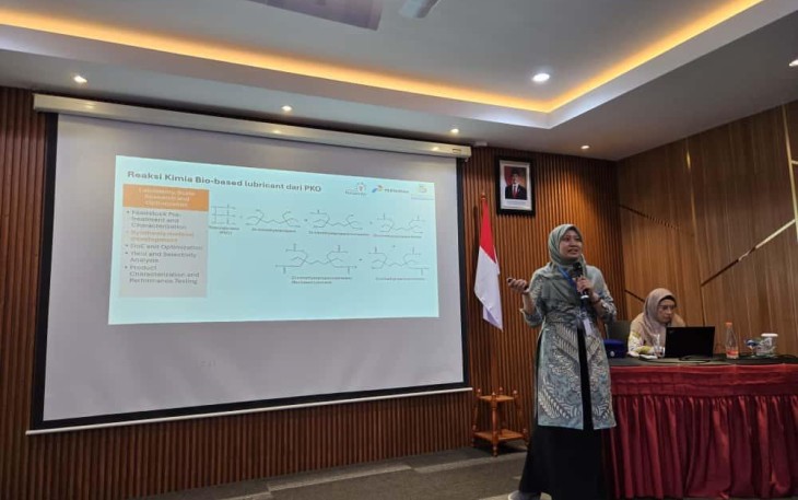 Kembangkan Material Pendeteksi Mikroplastik, Peneliti UPER Manfaatkan Limbah Pelepah Sawit