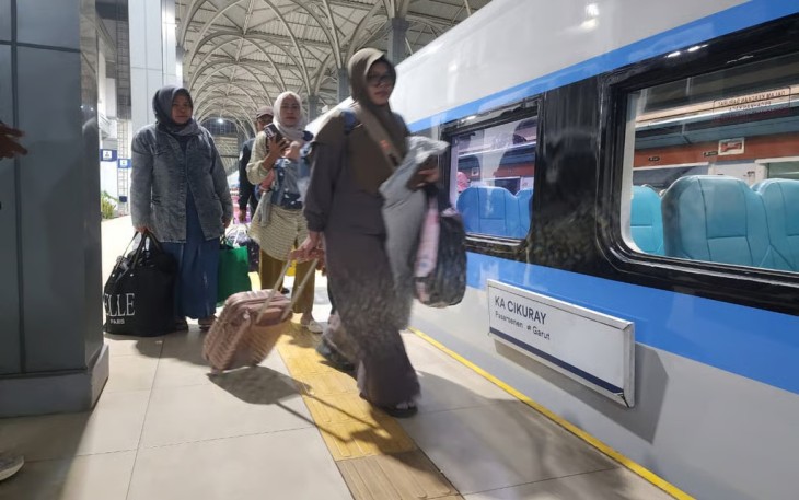KA Cikuray Jadi Kereta Favorit Pengguna Jasa dari Daop 2 Bandung Sedangkan Gambir dan Yogyakarta Masih Menjadi Tujuan Utama Selama Januari - Juni 2026