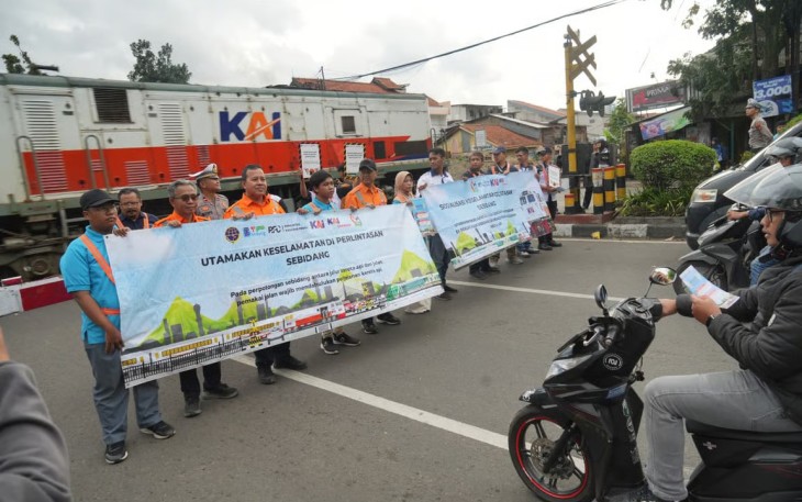 KAI Daop 2 Bandung Imbau Masyarakat Disiplin Berlalu Lintas