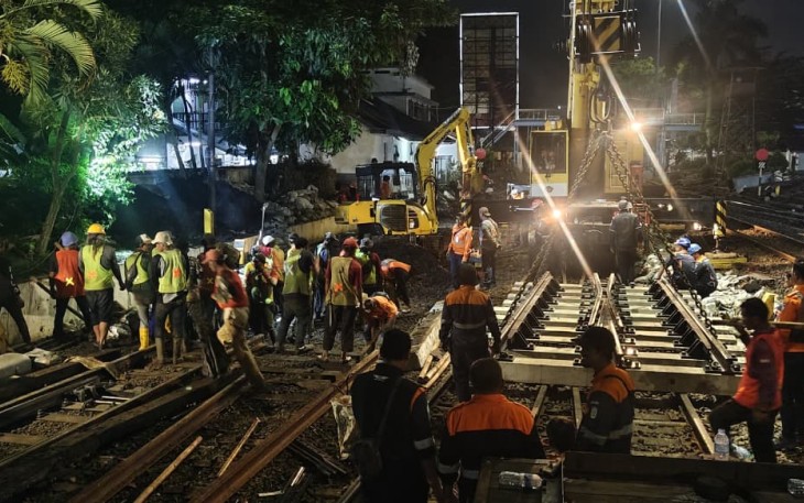 KAI Daop 2 Bandung Lakukan Penggantian Rel dan Wesel KA di Sejumlah Titik