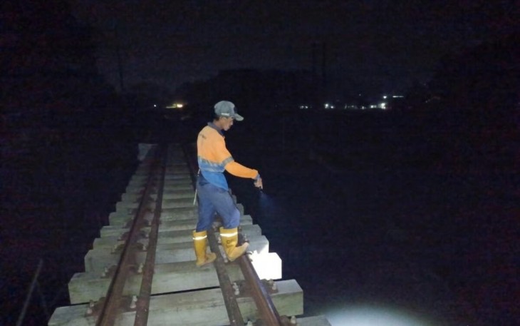 KAI Daop 2 Pastikan Keselamatan Perjalanan Kereta Api Usai Gempa Pangandaran