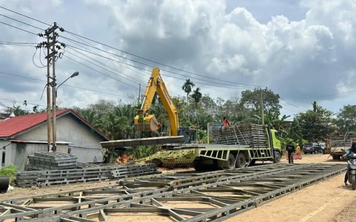 Krakatau Steel Group Siap Suplai Material Baja untuk Pembangunan Jembatan Bailey di Wilayah Bencana Sumatera