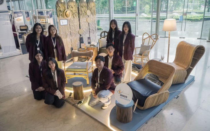 Mahasiswa Interior Design BINUS @Bandung Tampilkan Karya di Indonesia International Furniture Expo (IFEX) 2026