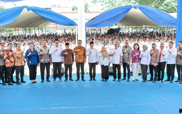 Mendes Yandri di hadapan kepala desa se-Sulawesi Tengah saat kunjungan kerja ke Palu, Rabu (4/2/2026).