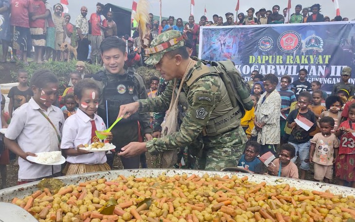 Peringati Hari Gizi Nasional, Kogabwilhan III Gelar Dapur Rakyat Bersama Bobon Santoso di Papua Pegunungan