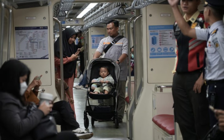 Tarif Maksimal 10.000, Siap Layani Pengguna LRT Jabodebek Saat Long Weekend Imlek