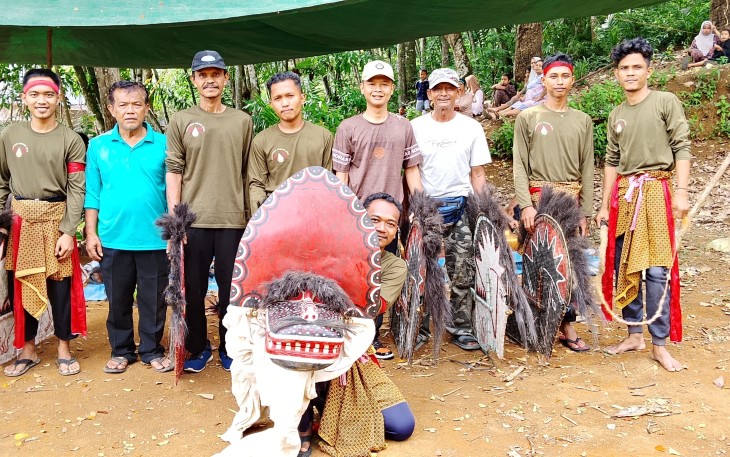 Ketua DPD Krida Manunggal Budaya (KMB) Padangsidimpuan , Wahyu Diyono, saat  melaksanakan kunjungan kekeluargaan guna mempererat sinergi dengan Paguyuban Jaran Kepang Endang Sewu Batang Toru, Tapanuli Selatan (Tapsel), pada Rabu (25/03/2026)