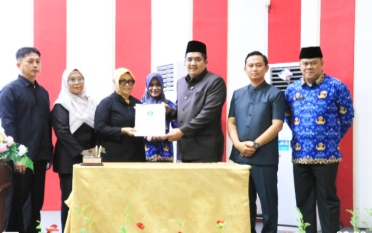 Rapat Paripurna DPRD Bintan Sampaikan Rekomendasi LKPJ 2025