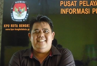 Ketua KPU Kota Bengkulu Darlinsyah, M.Si